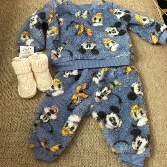 Disney Other - Disney baby and carters bundle